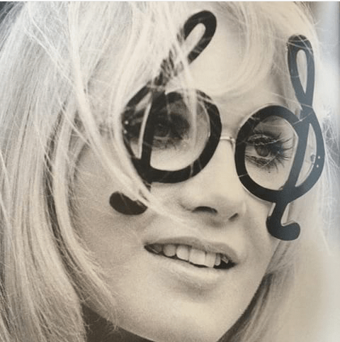 vacinart rabota apple moskva