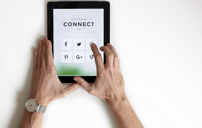 vacinart rabota v moskve assistent it kompaniya