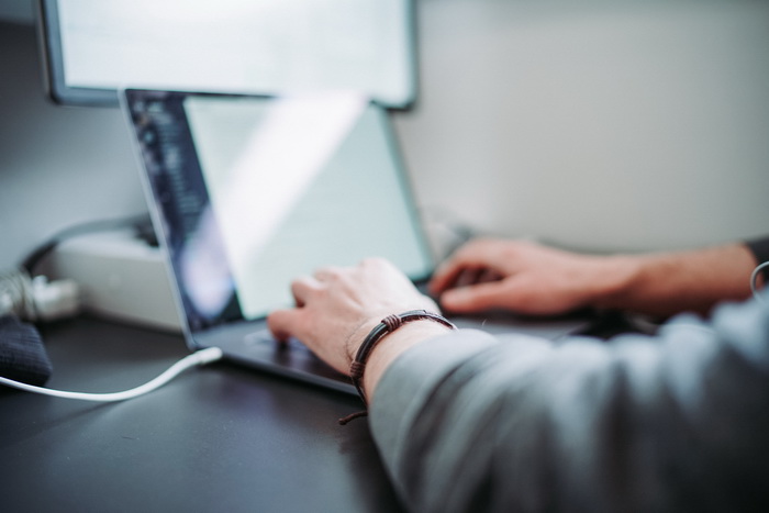 vacinart rabota pomoshchnik moskva