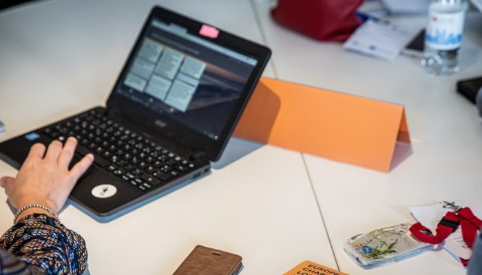 vacinart rabota msk pomoshchnik