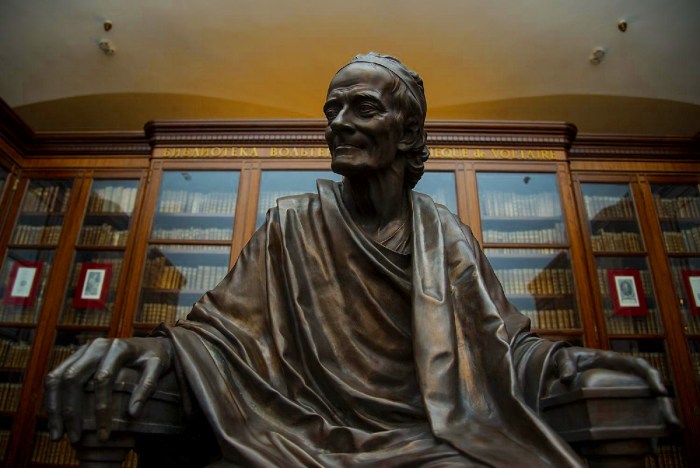 vacinart rabota v rnb peterburg