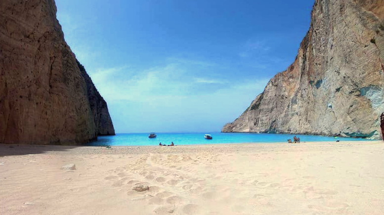 vacinart volonterom v greciyu 2022